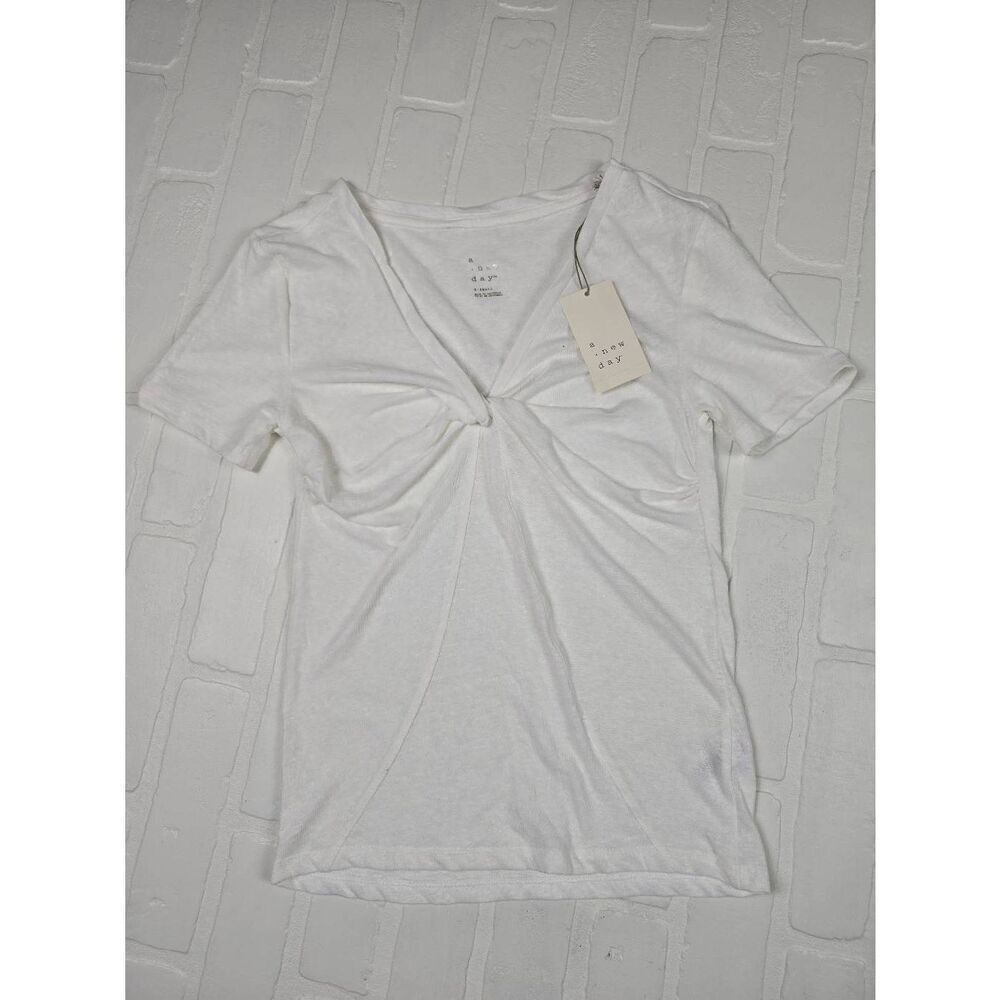 A New Day White Twisted V Neck Top 3X